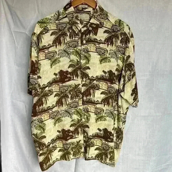 natural issue Other - Vintage Natural Issue palm trees classic car Hawaiian shirt silky touch Men XL